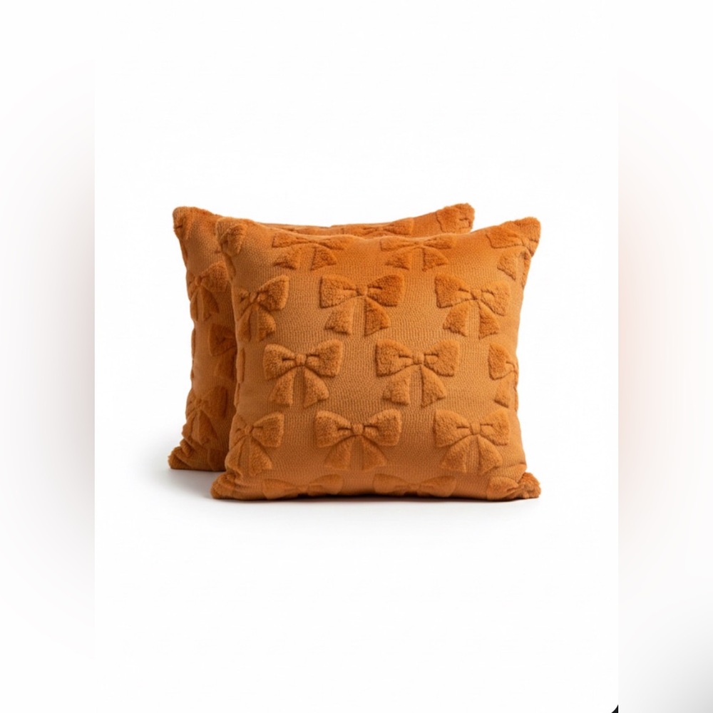 NWT Mixweer Orange Plush Bowknot Throw Pillow Covers (Set of 2)